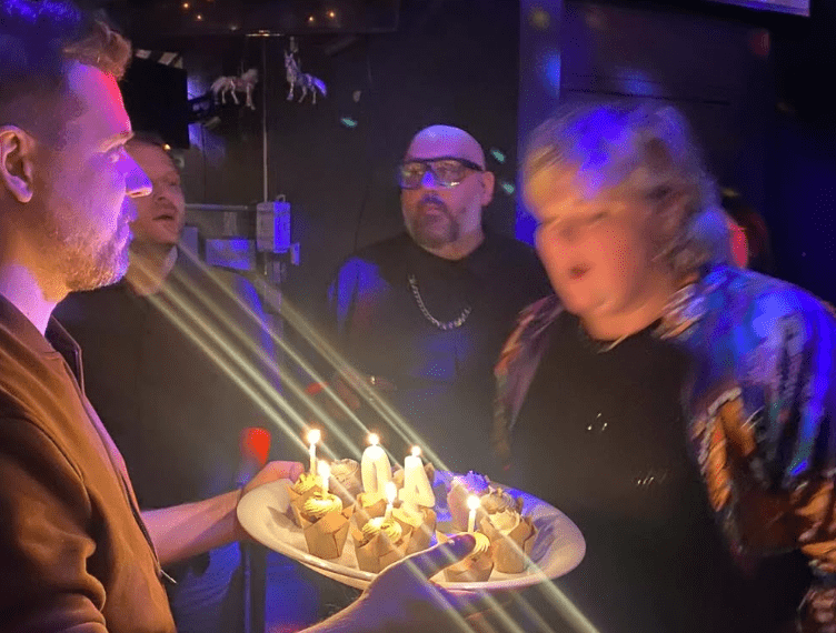 Debbie Lynch-White 40e