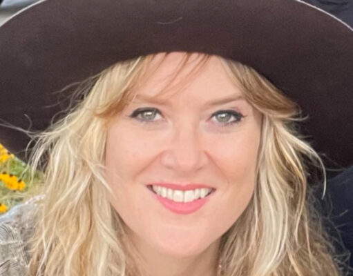 La chanteuse Mara Tremblay annonce qu’elle a eu le cancer et montre les cicatrices