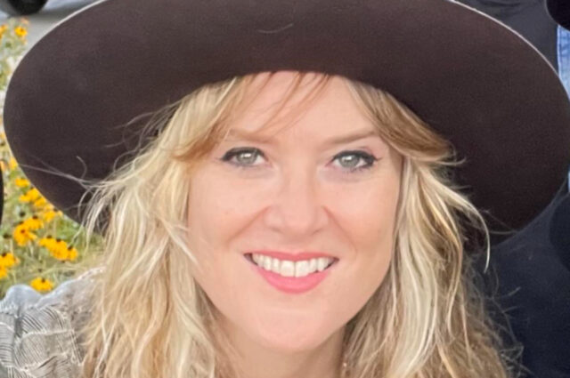 La chanteuse Mara Tremblay annonce qu’elle a eu le cancer et montre les cicatrices