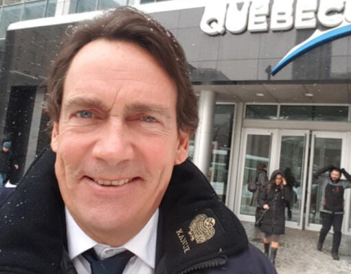 Pierre Karl Péladeau doit sortir après les annulations à TVA et les réactions sont nombreuses