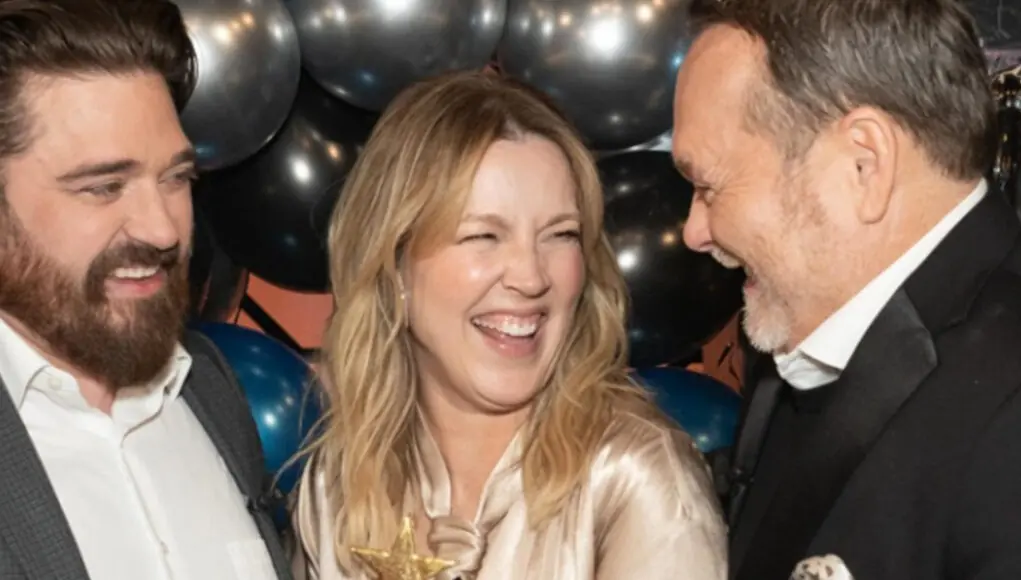 Julie-Bélanger-photo-Ça-finit-bien-la-semaine