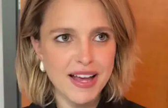 Sarah-Jeanne Labrosse dévoile son look pour la finale de Révolution