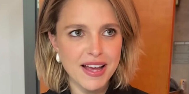 Sarah-Jeanne Labrosse dévoile son look pour la finale de Révolution
