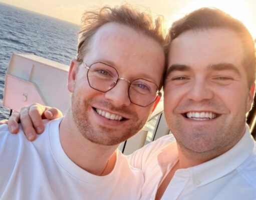 Simon Philibert partage toutes les photos avec son chum pour leurs 4 ans ensemble