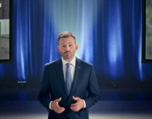 Paul St-Pierre Plamondon envoie un important message à sa famille en pleine campagne