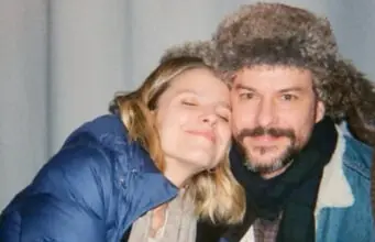 Marc-André Grondin publie une photo de couple touchante pour la fête de Sarah-Jeanne Labrosse